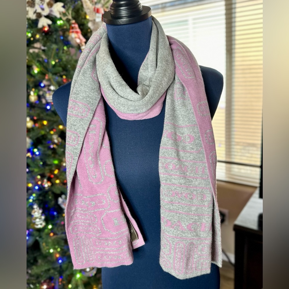 EUC Coach Wool/Angora/Cashmere Pink & Gray Reversible Long Winter Scarf - Picture 1 of 7